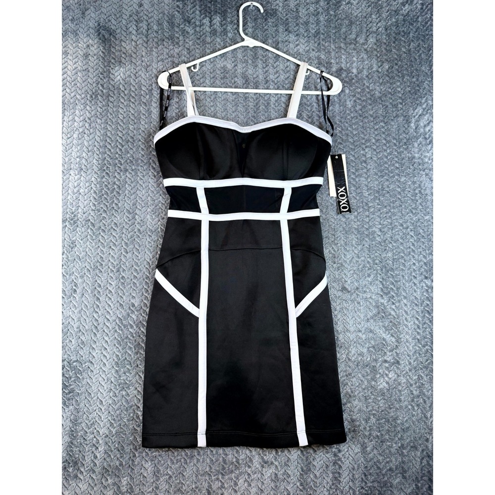 XOXO Bodycon Dress Womens Medium Black White Contrast Back Zip Party Wear